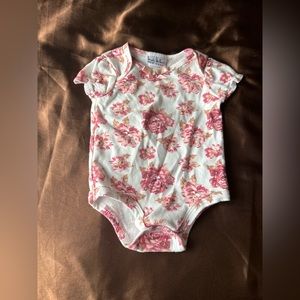 3/6 months onesie girls